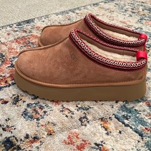 Ugg Tazz Platform Slippers